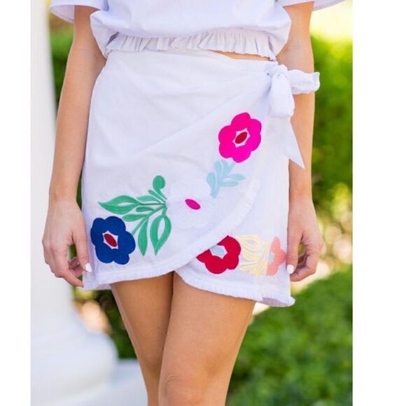 The Impeccable Pig J. Marie embroidered skirt - Picture 1 of 7